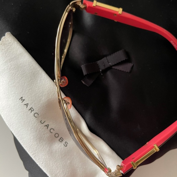 Marc Jacob sunglasses - Picture 3 of 9